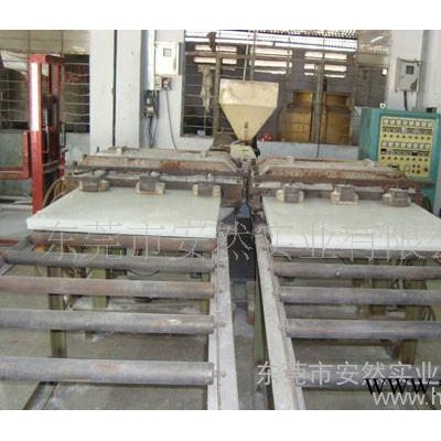 2016年不得了牌裁斷板、派塑牌斬板、廣東省安然下料板 廣東品牌產(chǎn)品工程塑料板 裁斷機膠板 PP板 尼龍板 PE板