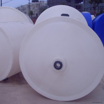 吉祥容器直銷(xiāo)錐底塑料水塔 5000L錐底PE水塔 5噸錐底水箱 ?滾塑容器
