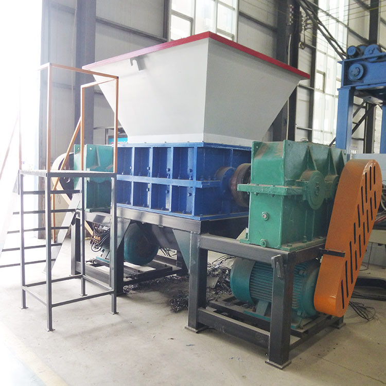 河南中厚機(jī)械 加工設(shè)備大型撕碎機(jī) 加工設(shè)備鐵皮撕碎機(jī) 金屬撕碎機(jī) 橡膠輪胎破碎機(jī)加工設(shè)備