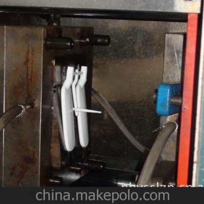 接塑料加工業(yè)務，塑料潔具制作，帶自開模具