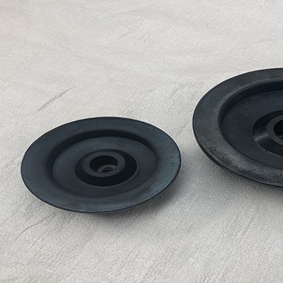 工業橡膠減震器批發商-順達橡塑(在線咨詢)-工業橡膠減震器