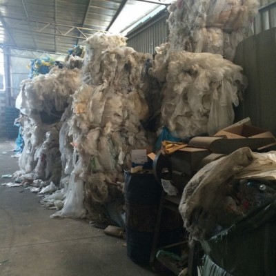 PE、HDpeE、LDPE、PP再生顆粒，藍色顆粒，花色顆粒，香菇料顆粒，廠家直接批發銷售。