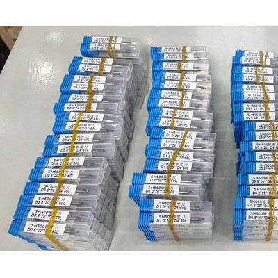 口罩滾軸專用高硬銑刀、**機專用整體合金鉆頭、罩熔噴布模具專用鎢鋼鉆頭、非標斜度銑刀、熔噴孔加工高光鉆頭