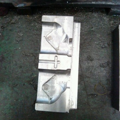 供應定做溜溜車塑料模具